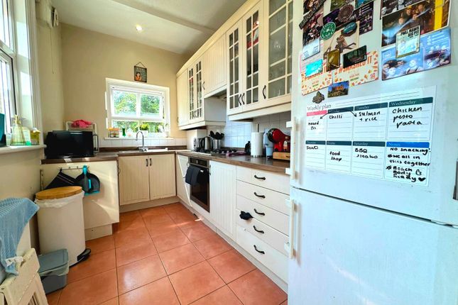 9, Bolton Road, Harrow photo 4