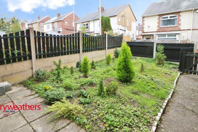 28, Manor Avenue, Rotherham photo 4