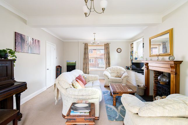 45 Station Road, Dereham photo 4