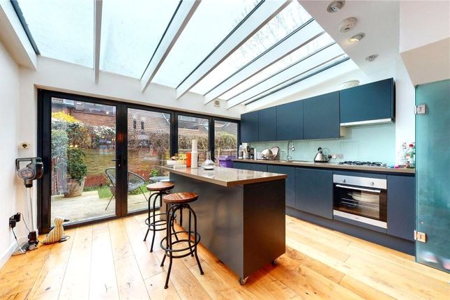 Gascoigne Place, E2