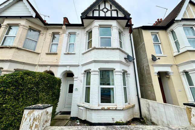 Thumbnail Semi-detached house to rent in Rayleigh Avenue, Westcliff-On-Sea