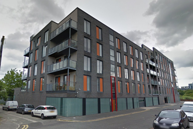 54, Springfield Court, Salford photo 4