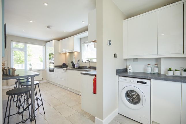 3 Fountains Road 5.Jpg