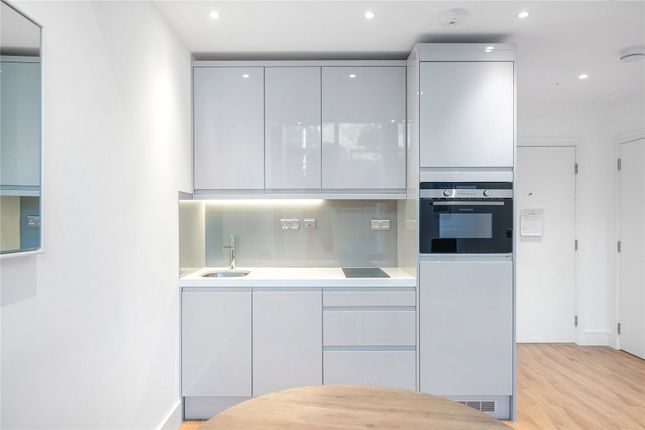 Flat 5,, Westgate House, London photo 3