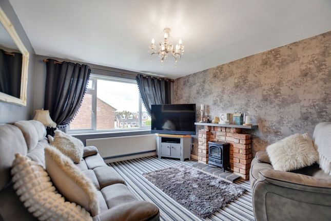 16 Home Close, Leicester photo 2