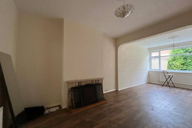 Belle Vue Avenue, Leicester photo 5
