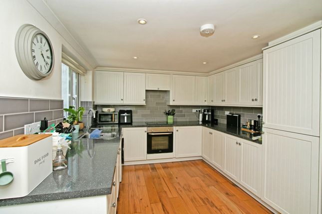 4 Martha Villas,, Hillside Road, Redruth photo 3