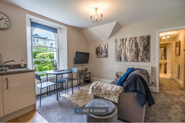 Astor House  Short Term And Winter Lets Available, Warren Road, Torquay photo 5