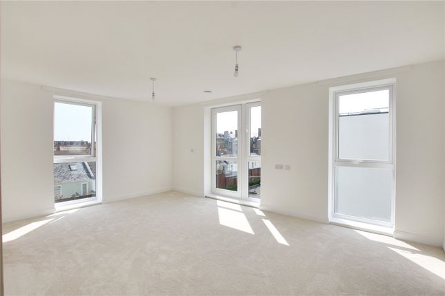 52 Neptune House, 6, Heene Road, Worthing photo 2