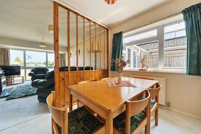 21, Greenheart Way, Southmoor photo 4