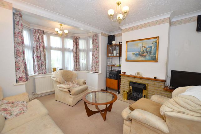 102, Rosebery Road, Hounslow photo 2