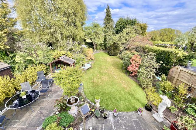 78, Hollin Lane, Styal photo 2