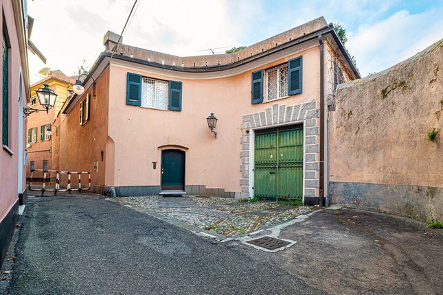 Detached house for sale in Liguria, Genova, Genova