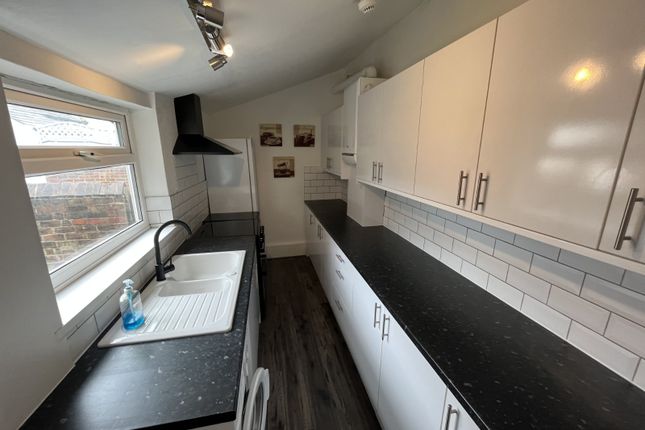 Broomfield Terrace, Leeds photo 4