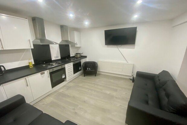 Property to rent in Rolleston Drive, Nottingham