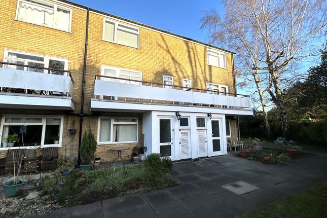 Thumbnail Terraced house for sale in Woodmansterne Lane, Banstead