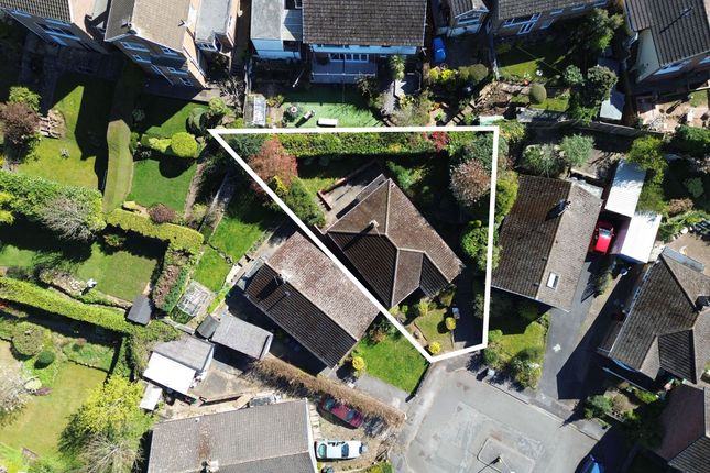8 Gresham Gardens, Nottingham photo 4