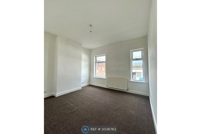Turncroft Lane, Stockport photo 5