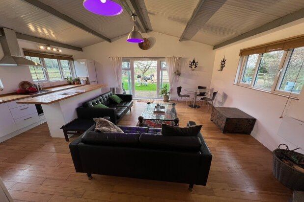 Thumbnail Bungalow to rent in Fringford, Bicester