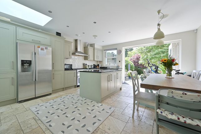 39, Tennyson Road, Harpenden photo 2