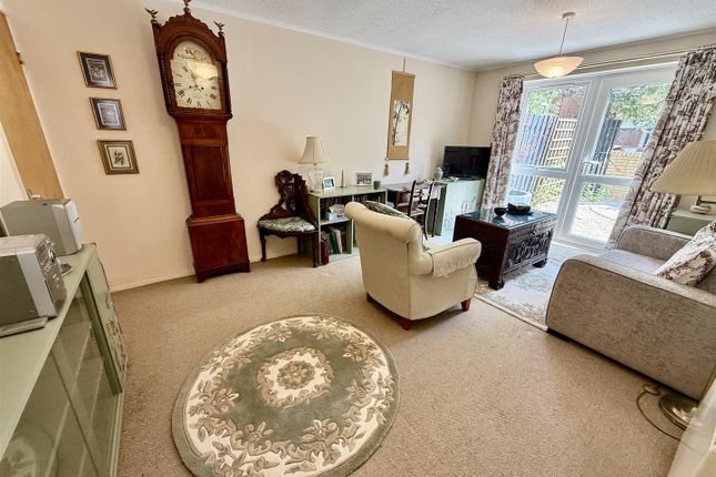 15, Highmoor, Swansea photo 2