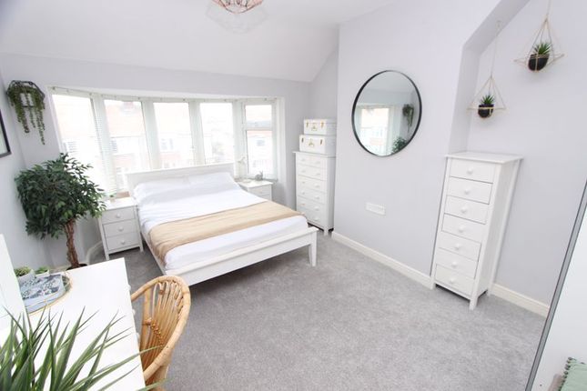 Find 3 Bedroom Houses For Sale Near Llandrillo Yn Rhos Primary School Conwy Ll28 Zoopla