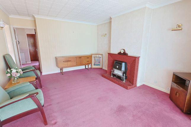 Semi-detached bungalow for sale in Winton Drive, Cheshunt, Waltham Cross