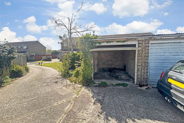 Studio house on Broadwood Lane, Newport, £5,000