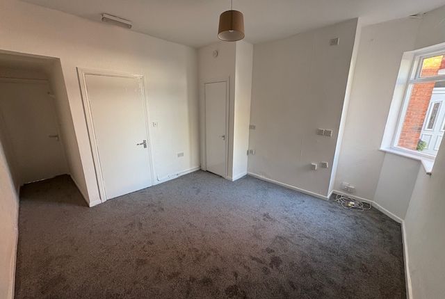 1, Bloxwich Road, Walsall photo 3