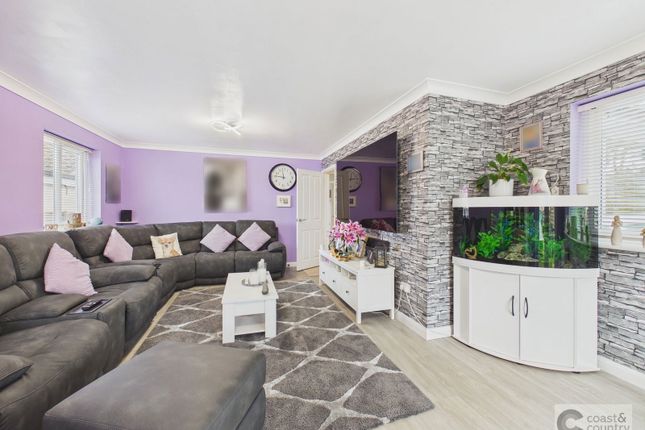 6, Dornafield Close, Newton Abbot photo 2