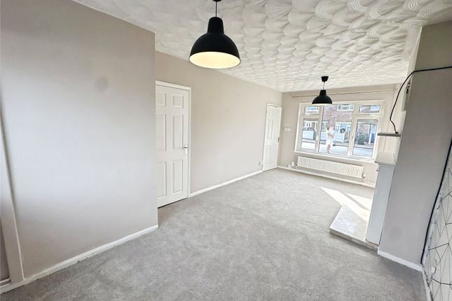30, Birch Road, South Yorkshire photo 4