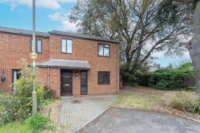 2-bed house on 47 Webbs Close, Oxford, £450,000