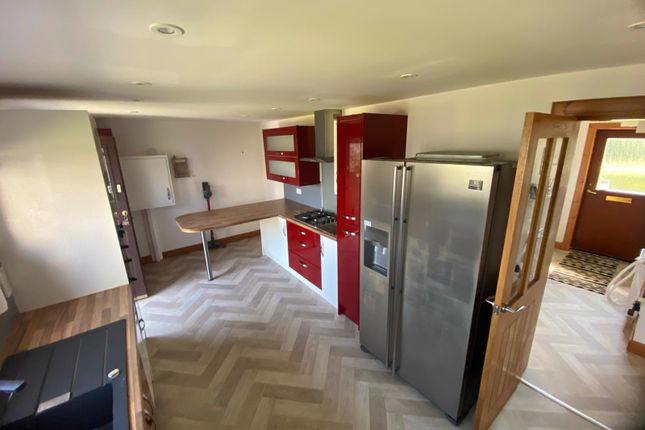 42, Sellar Place, Dingwall photo 2