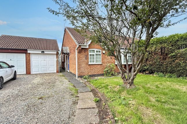 2-bed bungalow on 14 Whitcroft Close, Markfield, £240,000