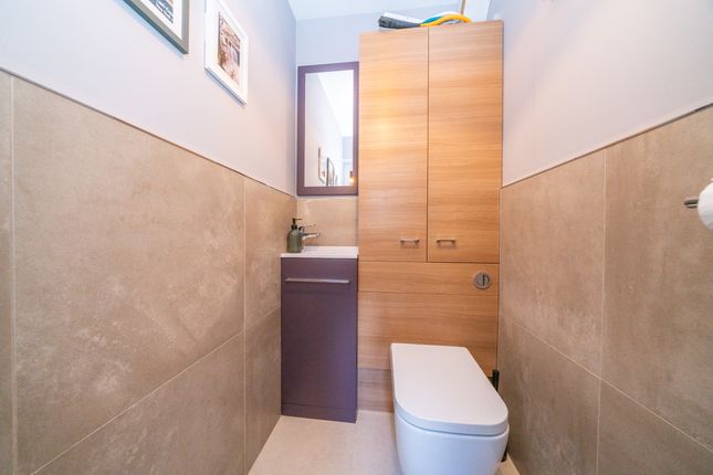 9 Bullfinch Gardens, Aylesbury photo 4