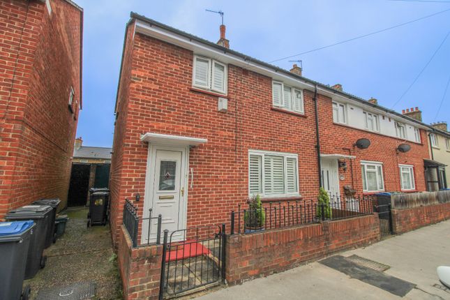 Thumbnail End terrace house for sale in Ritchie Road, Woodside, Croydon