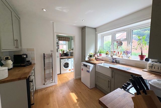24, Moor Park Devon, Honiton photo 3