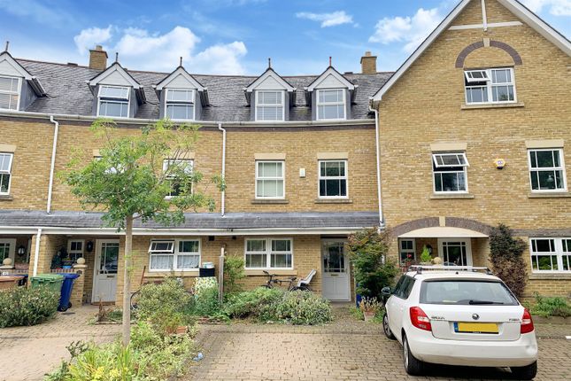 Thumbnail Terraced house to rent in Burgess Mead, Oxford
