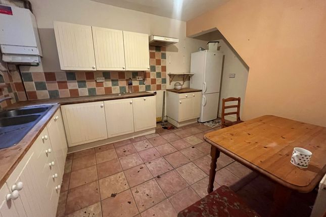 End terrace house for sale in Harold Road, Hastings