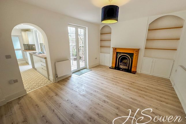 17, Sanford Road, Torquay photo 4