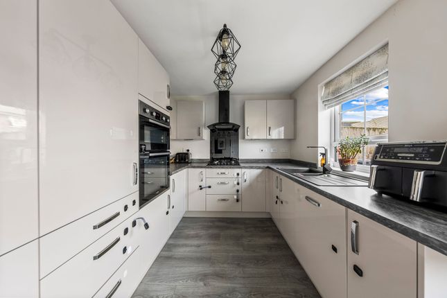 4 Blackmoor Way, Warrington photo 4