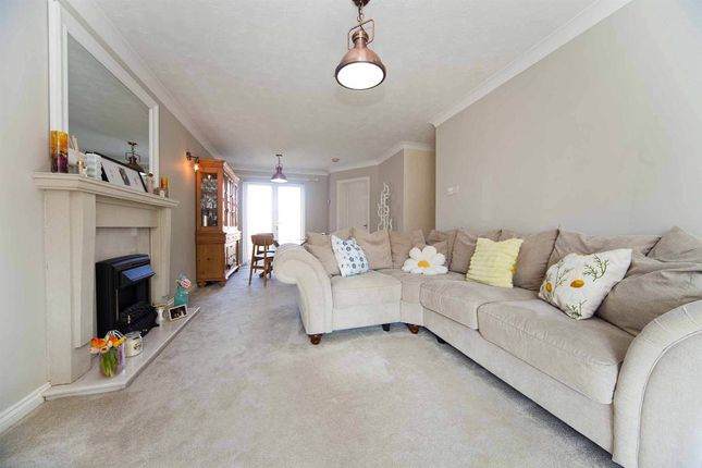 35, Nuthatch Close, Hartlepool photo 4