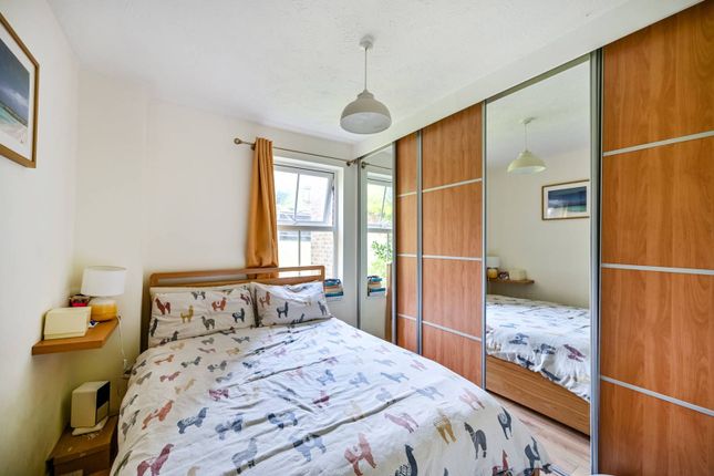 Flat to rent in Windmill Rise, Kingston Hill, Kingston Upon Thames