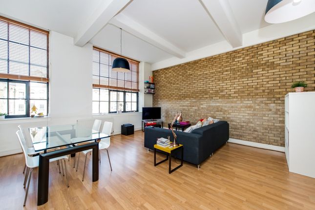Thumbnail Studio to rent in Chimney Court, Brewhouse Lane, London