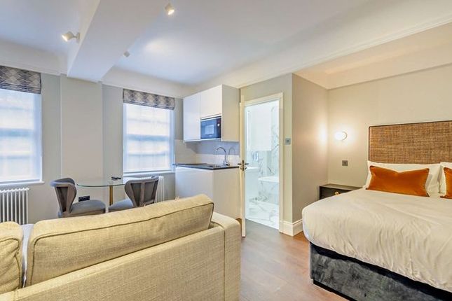 Pelham Court, 145,Flat 7, Fulham Road, London photo 4