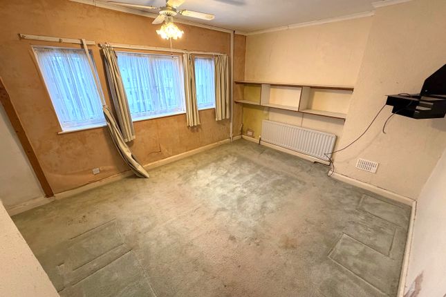 47, Ivanhoe Avenue, Nuneaton photo 2