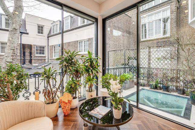 Town house for sale in Chester Street, London