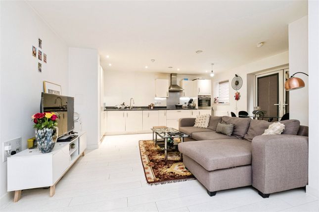 4, Morden Apartments, 1, Haven Road, Rainham photo 4