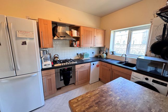 22 The Sidings, High Peak photo 3