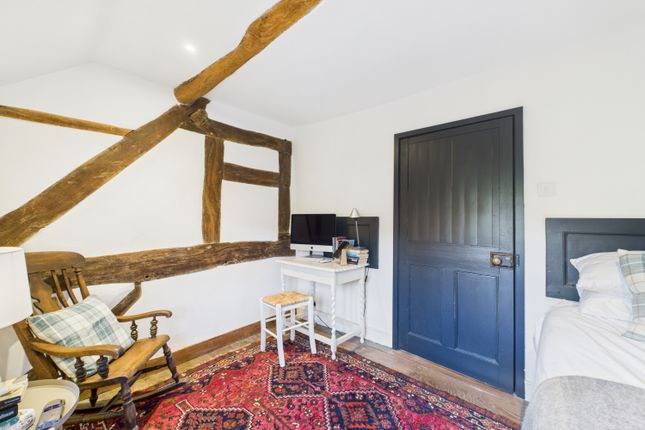 Cam01791G0-Pr0189-Still032